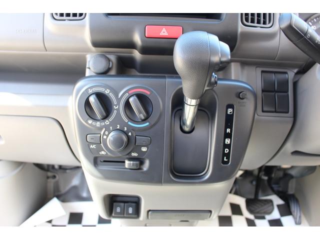 エブリイ ＰＡリミテッド　ＣＶＴ　衝突被害軽減システム　クリアランスソナー　レーンアシスト　両側スライドドア　キーレスエントリー　アイドリングストップ　オートライト　盗難防止システム　ＡＢＳ　ＥＳＣ　エアコン（6枚目）