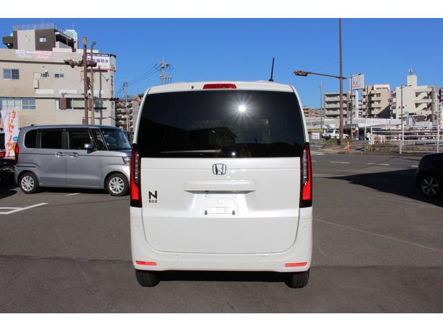 N-BOX ベースグレード 両側スライド・片側電動 オートクルーズコントロール レーンアシスト 衝突被害軽減システム オートライト LEDヘッドランプ スマートキー アイドリングストップ シートヒーター ベンチシート CVT(16枚目)