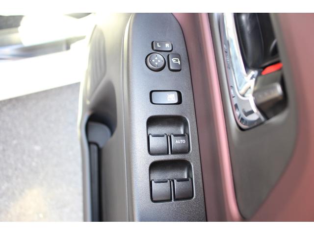 スペーシアカスタム ハイブリッドＸＳ　全周囲カメラ　両側電動スライドドア　ナビ　クリアランスソナー　オートクルーズコントロール　レーンアシスト　衝突被害軽減システム　オートライト　ＬＥＤヘッドランプ　スマートキー　アイドリングストップ（11枚目）