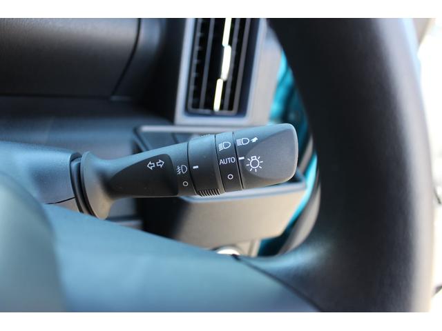 タント カスタムＸ　両側電動スライドドア　クリアランスソナー　衝突被害軽減システム　オートライト　ＬＥＤヘッドランプ　スマートキー　アイドリングストップ　電動格納ミラー　シートヒーター　ベンチシート　ＣＶＴ（8枚目）