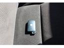 ロイヤル　オートクルーズコントロール　バックカメラ　アルミホイール　オートライト　ＨＩＤ　ＡＴ　スマートキー　電動格納ミラー　盗難防止システム　衝突安全ボディ　ＡＢＳ　ＥＳＣ　エアコン　パワーステアリング（22枚目）