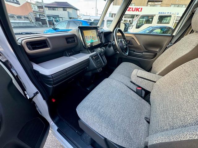 スペーシア ハイブリッドX 全方位カメラ ナビ バックカメラ オートライト スライドドア 純正ナビ プッシュスタート シートヒーター オートエアコン スズキセーフティーサポート 衝突被害軽減システム 横滑り防止機能(19枚目)