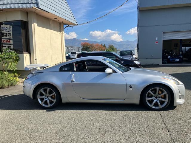 フェアレディZ バージョンST 純正ナビ不良、スカイライン純正アルミホイール、社外フロントバンパー、リヤスポイラー、社外マフラー(4枚目)