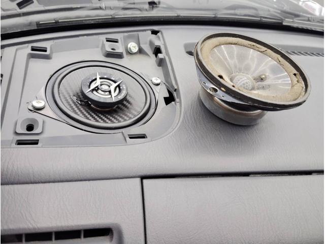 Ｋｅｉワークス ベースグレード　後期モデル　スズキスポーツマフラー　エアクリーナー　ダウンサス　アルミペダル　ＲＥＣＡＲＯシート　ＥＴＣ　新品ＬＥＤヘッドライト　ディスプレイオーディオ　新品カロッツェリアフロントスピーカー（24枚目）