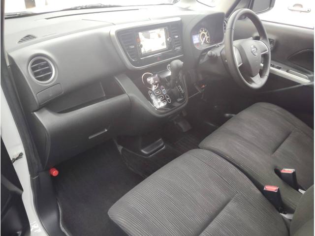 デイズルークス ハイウェイスター　Ｘ　ワンオーナー　両側パワースライドドア　ナビ　テレビ　バックカメラ　ＥＴＣ　１４インチアルミホイール　サイドバイザー　ベンチシート　オートエアコン　スマートキー　アイドリングストップ（8枚目）