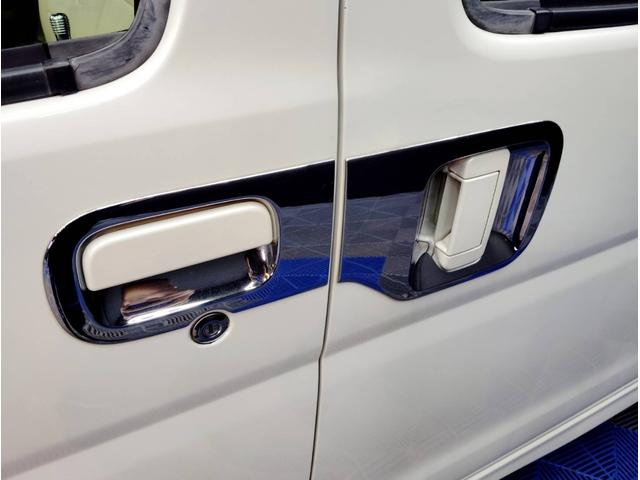 アトレーワゴン カスタムターボＲＳリミテッド　Ｄクラフト楽旅キット　ベットキット　キャンピング　社外ナビ　テレビ　走行中視聴可　バックカメラ　ドラレコ　ＥＴＣ　左パワスラ　ターボ　ＭＯＭＯウッドステアリング　ウッドパネル　ＨＩＤヘッド　ＬＥＤ化（16枚目）