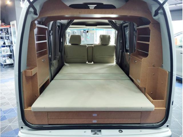 アトレーワゴン カスタムターボＲＳリミテッド　Ｄクラフト楽旅キット　ベットキット　キャンピング　社外ナビ　テレビ　走行中視聴可　バックカメラ　ドラレコ　ＥＴＣ　左パワスラ　ターボ　ＭＯＭＯウッドステアリング　ウッドパネル　ＨＩＤヘッド　ＬＥＤ化（31枚目）