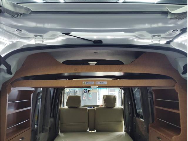 アトレーワゴン カスタムターボＲＳリミテッド　Ｄクラフト楽旅キット　ベットキット　キャンピング　社外ナビ　テレビ　走行中視聴可　バックカメラ　ドラレコ　ＥＴＣ　左パワスラ　ターボ　ＭＯＭＯウッドステアリング　ウッドパネル　ＨＩＤヘッド　ＬＥＤ化（32枚目）