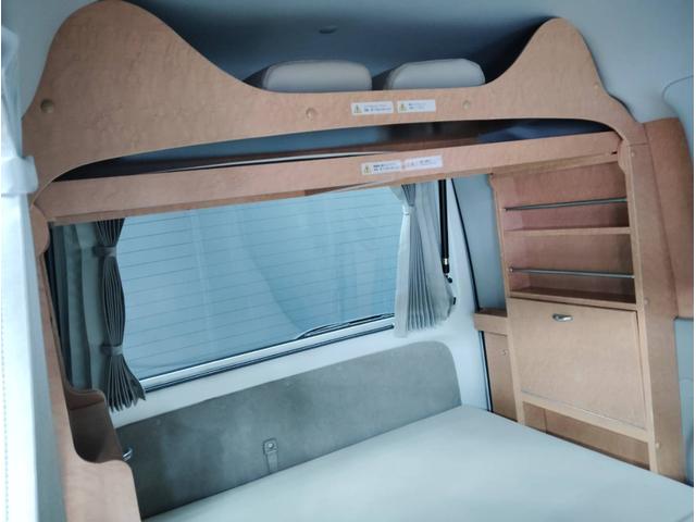 アトレーワゴン カスタムターボＲＳリミテッド　Ｄクラフト楽旅キット　ベットキット　キャンピング　社外ナビ　テレビ　走行中視聴可　バックカメラ　ドラレコ　ＥＴＣ　左パワスラ　ターボ　ＭＯＭＯウッドステアリング　ウッドパネル　ＨＩＤヘッド　ＬＥＤ化（33枚目）