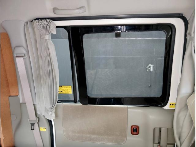 アトレーワゴン カスタムターボＲＳリミテッド　Ｄクラフト楽旅キット　ベットキット　キャンピング　社外ナビ　テレビ　走行中視聴可　バックカメラ　ドラレコ　ＥＴＣ　左パワスラ　ターボ　ＭＯＭＯウッドステアリング　ウッドパネル　ＨＩＤヘッド　ＬＥＤ化（35枚目）