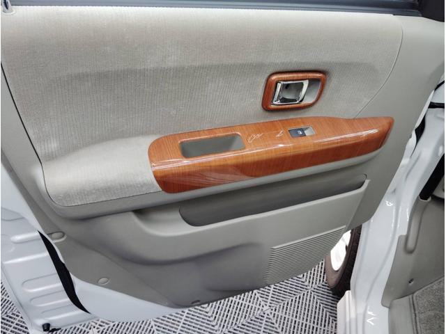 アトレーワゴン カスタムターボＲＳリミテッド　Ｄクラフト楽旅キット　ベットキット　キャンピング　社外ナビ　テレビ　走行中視聴可　バックカメラ　ドラレコ　ＥＴＣ　左パワスラ　ターボ　ＭＯＭＯウッドステアリング　ウッドパネル　ＨＩＤヘッド　ＬＥＤ化（53枚目）