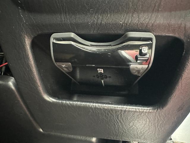 ミラジーノ ミニライトスペシャルターボ　ローダウン　ＥＴＣ　ＨＩＤ　キーレスエントリー　電動格納ミラー　ＭＴ　ＡＢＳ　ＣＤ　ＭＤ　アルミホイール　衝突安全ボディ　エアコン　記録簿（11枚目）
