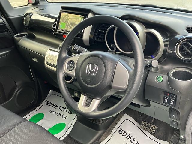 Ｎ－ＢＯＸ Ｇ　ＳＳパッケージ　バックカメラ　ナビ　ＴＶ　ベンチシート　アイドリングストップ　スマートキー　衝突被害軽減システム　衝突安全ボディ　盗難防止システム　ＡＢＳ　ＥＳＣ　運転席　助手席　エアバック　エアコン（16枚目）