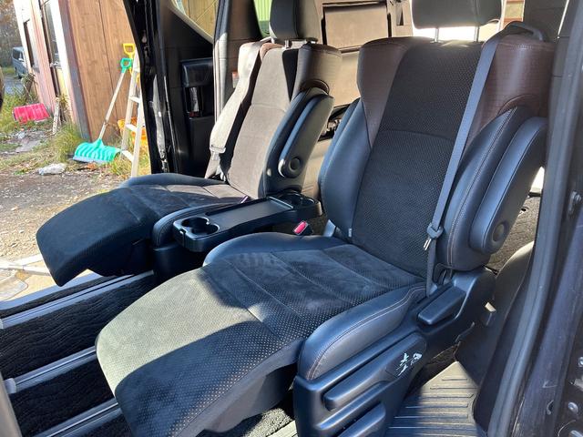 アルファード 2.5S Aパッケージ タイプブラック(24枚目)