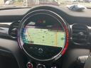 クーパーＤ　クラシック・トリム　純正ＨＤＤナビゲーション　パックカメラ　禁煙車　ワンオーナー　整備記録簿　衝突被害軽減ブレーキ搭載　パークセンサー付バックカメラ　ドライビングモード　１６インチホイール　ドライブレコーダー（20枚目）