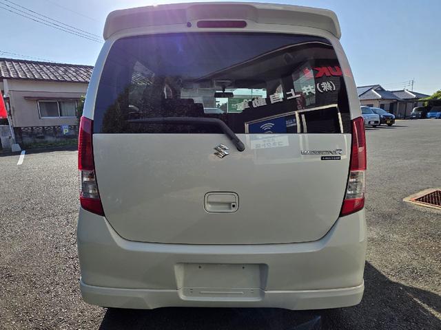 ワゴンＲ ＦＸリミテッド　ドライブレコーダー　スマートキー　電動格納ミラー　ベンチシート　ＡＴ　盗難防止システム　ＡＢＳ　ＣＤ　Ｂｌｕｅｔｏｏｔｈ　ミュージックサーバー　アルミホイール　衝突安全ボディ　エアコン（14枚目）