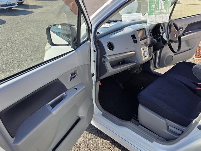 ワゴンＲ ＦＸリミテッド　ドライブレコーダー　スマートキー　電動格納ミラー　ベンチシート　ＡＴ　盗難防止システム　ＡＢＳ　ＣＤ　Ｂｌｕｅｔｏｏｔｈ　ミュージックサーバー　アルミホイール　衝突安全ボディ　エアコン（32枚目）