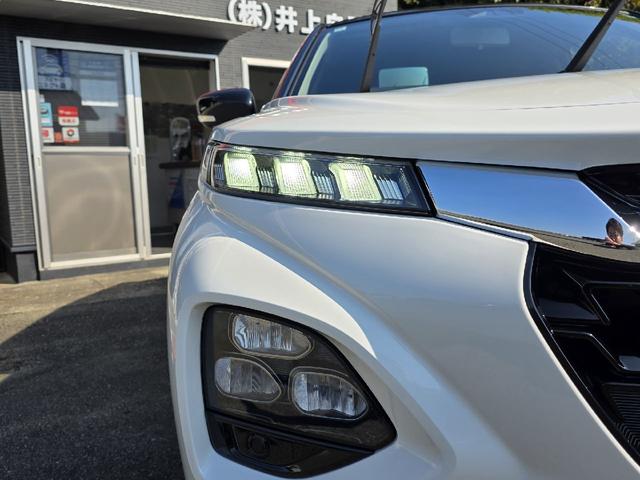 フロンクス ベースグレード　全周囲カメラ　クリアランスソナー　オートクルーズコントロール　衝突被害軽減システム　ナビ　オートライト　ＬＥＤヘッドランプ　アルミホイール　スマートキー　アイドリングストップ　電動格納ミラー（12枚目）