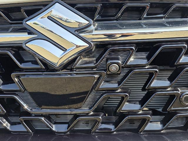 フロンクス ベースグレード　全周囲カメラ　クリアランスソナー　オートクルーズコントロール　衝突被害軽減システム　ナビ　オートライト　ＬＥＤヘッドランプ　アルミホイール　スマートキー　アイドリングストップ　電動格納ミラー（23枚目）