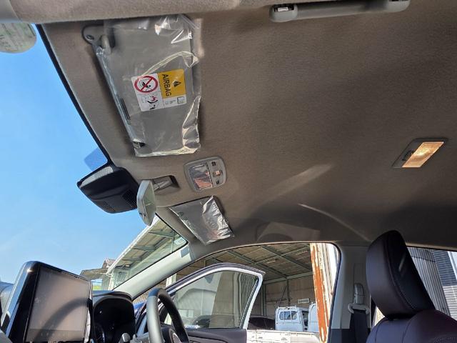 フロンクス ベースグレード　全周囲カメラ　クリアランスソナー　オートクルーズコントロール　衝突被害軽減システム　ナビ　オートライト　ＬＥＤヘッドランプ　アルミホイール　スマートキー　アイドリングストップ　電動格納ミラー（40枚目）