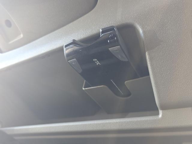 タント Ｌ　ドライブレコーダー　ＥＴＣ　バックカメラ　電動スライドドア　ナビ　ＴＶ　キーレスエントリー　アイドリングストップ　電動格納ミラー　ベンチシート　ＣＶＴ　盗難防止システム　ＡＢＳ　ＣＤ　ＵＳＢ（9枚目）