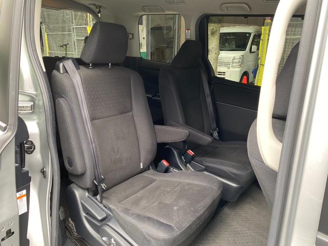 ノア ハイブリッドＧ　ハイブリッドＧ　衝突被害軽減システム　メモリーナビ　バックカメラ　ＥＴＣ　ドラレコ　ＣＤ　ミュージックプレイヤー接続可　ＤＶＤ再生　オートクルーズコントロール　ＬＥＤヘッドランプ　電動スライドドア（21枚目）