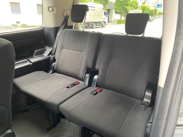 ノア ハイブリッドＧ　ハイブリッドＧ　衝突被害軽減システム　メモリーナビ　バックカメラ　ＥＴＣ　ドラレコ　ＣＤ　ミュージックプレイヤー接続可　ＤＶＤ再生　オートクルーズコントロール　ＬＥＤヘッドランプ　電動スライドドア（24枚目）