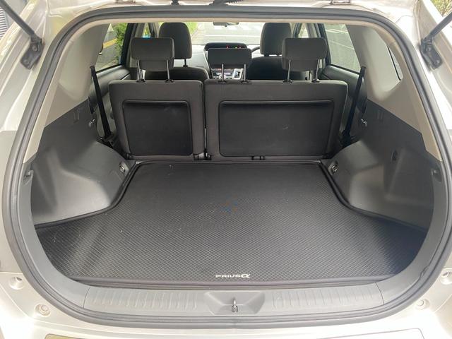 プリウスアルファ Ｓ　純正ナビ　地デジＴＶ　Ｂｌｕｅｔｏｏｔｈ　バックカメラ　スマートキー　プッシュスタート　ＡＵＴＯエアコン　ＡＵＴＯライト　ＨＩＤヘッドライト　ステアリングスイッチ　ＥＴＣ　電動格納ミラー（17枚目）