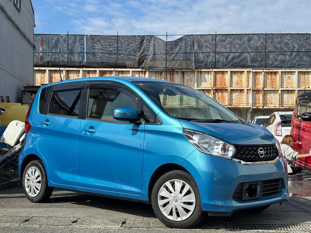 デイズ X 全周囲カメラ 純正メモリナビ フルセグTV Bluetooth CD DVD再生可 プッシュスタート ETC オートエアコン スマートキー ベンチシート(30枚目)