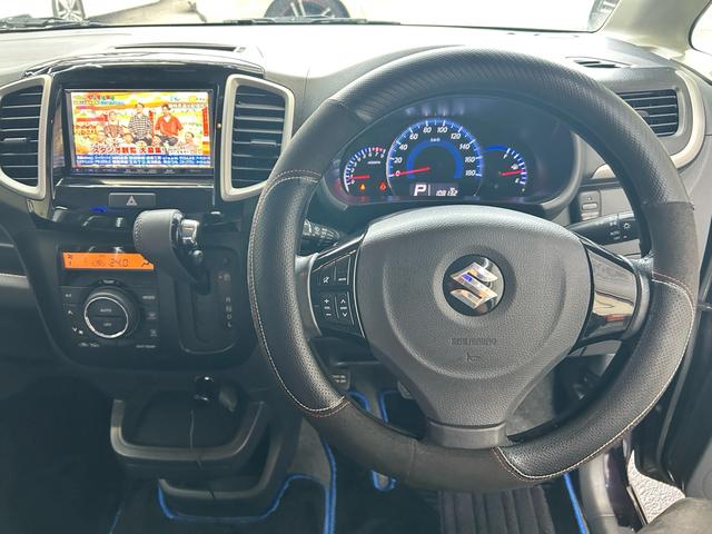 ソリオバンディット ベースグレード　フルエアロ　バックフォグ　フルセグバックカメラＢｌｕｅｔｏｏｔｈ１７インチアルミ　車高調　シートカバー　サブウーファー　セラミックコーティング施工内装クリーニングＨＩＤＬＥＤライト２４カ月点検整備（42枚目）