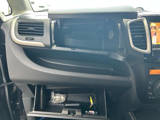 ソリオバンディット ベースグレード　フルエアロ　バックフォグ　フルセグバックカメラＢｌｕｅｔｏｏｔｈ１７インチアルミ　車高調　シートカバー　サブウーファー　セラミックコーティング施工内装クリーニングＨＩＤＬＥＤライト２４カ月点検整備（51枚目）