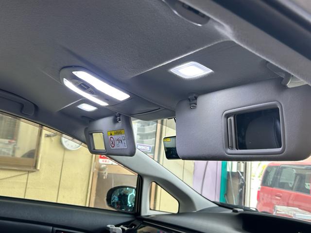 プリウス Gツーリングセレクションレザーパッケージ 下取り車 フルセグナビBluetoothバックカメラ 黒革シート シートヒーター セラミックコーティング 内装クリーニング ETC サブウーファー 24カ月点検整備 コーナーセンサー スマートキー(46枚目)