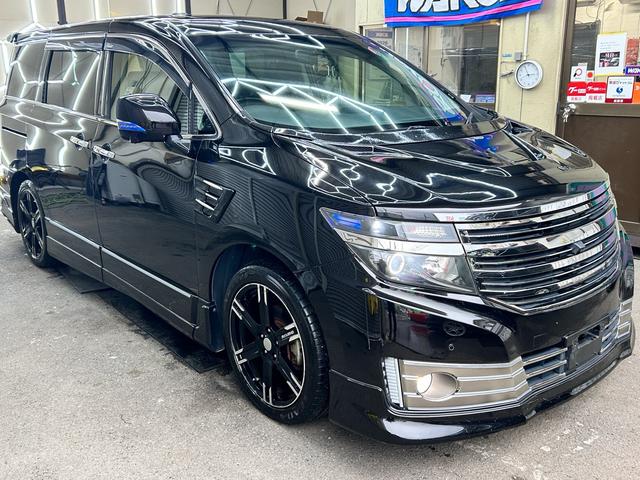 エルグランド ライダー　ブラックライン　黒本革シート　インパルエアロインパルマフラー　Ｗサンルーフ　黒革シート　オーテック　ニスモ１８インチアルミ　ダクトボンネット　フルセグナビＢｌｕｅｔｏｏｔｈバックカメラ　２４カ月点検整備セラミックコーティング施工（14枚目）