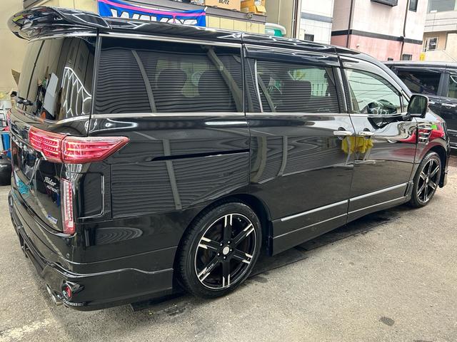 エルグランド ライダー　ブラックライン　黒本革シート　インパルエアロインパルマフラー　Ｗサンルーフ　黒革シート　オーテック　ニスモ１８インチアルミ　ダクトボンネット　フルセグナビＢｌｕｅｔｏｏｔｈバックカメラ　２４カ月点検整備セラミックコーティング施工（15枚目）