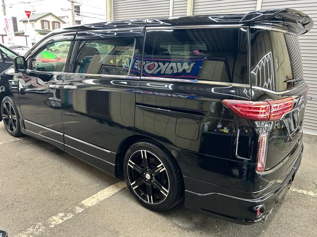 エルグランド ライダー　ブラックライン　黒本革シート　インパルエアロインパルマフラー　Ｗサンルーフ　黒革シート　オーテック　ニスモ１８インチアルミ　ダクトボンネット　フルセグナビＢｌｕｅｔｏｏｔｈバックカメラ　２４カ月点検整備セラミックコーティング施工（23枚目）