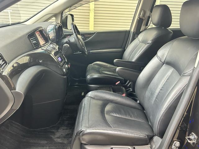 エルグランド ライダー　ブラックライン　黒本革シート　インパルエアロインパルマフラー　Ｗサンルーフ　黒革シート　オーテック　ニスモ１８インチアルミ　ダクトボンネット　フルセグナビＢｌｕｅｔｏｏｔｈバックカメラ　２４カ月点検整備セラミックコーティング施工（56枚目）