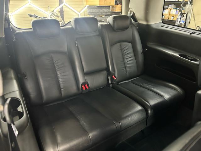 エルグランド ライダー　ブラックライン　黒本革シート　インパルエアロインパルマフラー　Ｗサンルーフ　黒革シート　オーテック　ニスモ１８インチアルミ　ダクトボンネット　フルセグナビＢｌｕｅｔｏｏｔｈバックカメラ　２４カ月点検整備セラミックコーティング施工（66枚目）