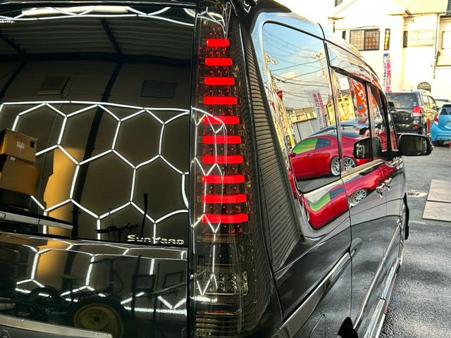 セレナ ハイウェイスター　Ｖセレクション＋セーフティ　ＳＨＶ　ロジャムエアロロジャム４本出しマフラー　フルセグナビＢｌｕｅｔｏｏｔｈバックカメラフリップダウンモニター　両側電動スライドドア　グノーシス１９インチアルミ　セラミックコーティング施工　スマートキー（27枚目）