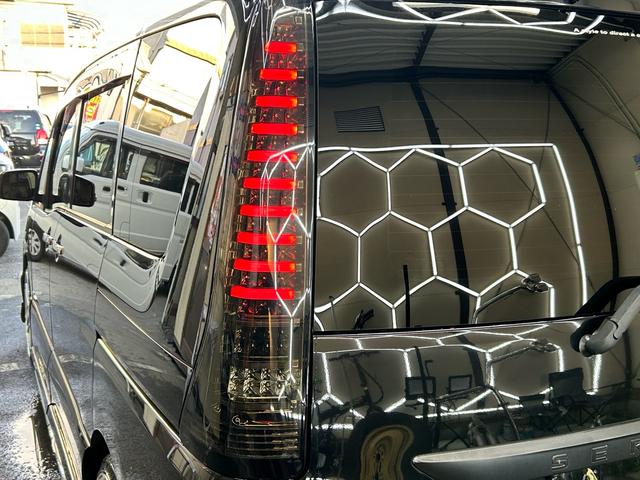 セレナ ハイウェイスター　Ｖセレクション＋セーフティ　ＳＨＶ　ロジャムエアロロジャム４本出しマフラー　フルセグナビＢｌｕｅｔｏｏｔｈバックカメラフリップダウンモニター　両側電動スライドドア　グノーシス１９インチアルミ　セラミックコーティング施工　スマートキー（28枚目）