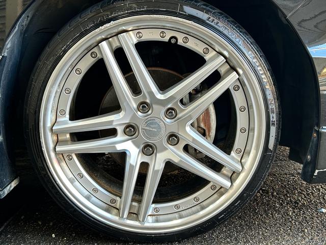 セレナ ハイウェイスター　Ｖセレクション＋セーフティ　ＳＨＶ　ロジャムエアロロジャム４本出しマフラー　フルセグナビＢｌｕｅｔｏｏｔｈバックカメラフリップダウンモニター　両側電動スライドドア　グノーシス１９インチアルミ　セラミックコーティング施工　スマートキー（29枚目）