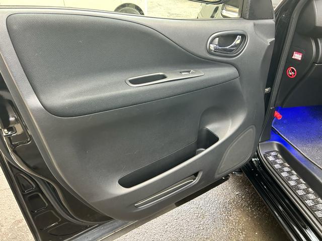 セレナ ハイウェイスター　Ｖセレクション＋セーフティ　ＳＨＶ　ロジャムエアロロジャム４本出しマフラー　フルセグナビＢｌｕｅｔｏｏｔｈバックカメラフリップダウンモニター　両側電動スライドドア　グノーシス１９インチアルミ　セラミックコーティング施工　スマートキー（44枚目）