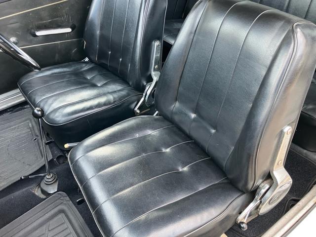 コンテッサ 1300 クーペ 社外アルミ 走行24683Km 8トラ 社外ラジオ 車検整備付 4速ミッション ホワイト PD300(23枚目)