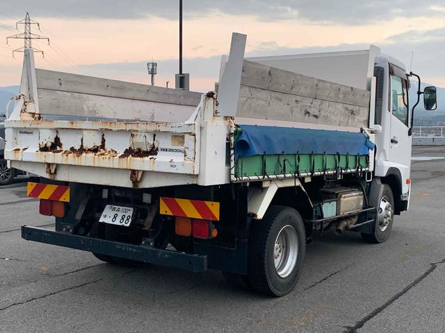 コンドル ベースグレード　トラック　ＭＴ　後輪ダブル　ＡＢＳ　エアコン（5枚目）