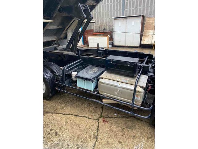 コンドル ベースグレード　トラック　ＭＴ　後輪ダブル　ＡＢＳ　エアコン（8枚目）