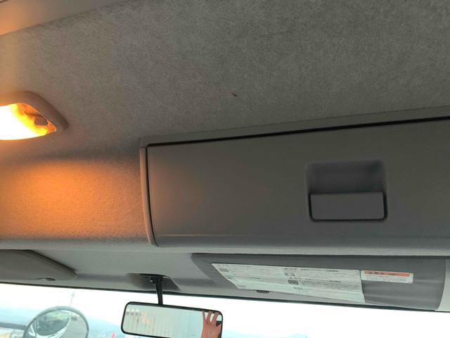 コンドル ベースグレード　トラック　ＭＴ　後輪ダブル　ＡＢＳ　エアコン（10枚目）