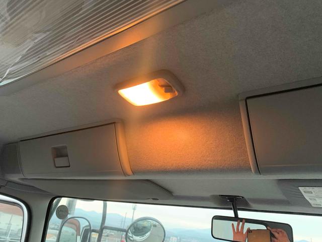 コンドル ベースグレード　トラック　ＭＴ　後輪ダブル　ＡＢＳ　エアコン（11枚目）