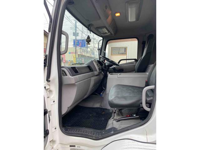 コンドル ベースグレード　トラック　ＭＴ　後輪ダブル　ＡＢＳ　エアコン（14枚目）