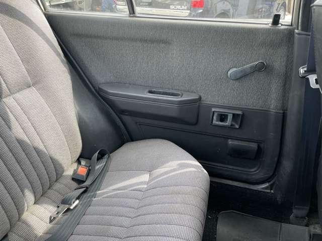 ターセル セダン 4WD パワステ エアコン(34枚目)