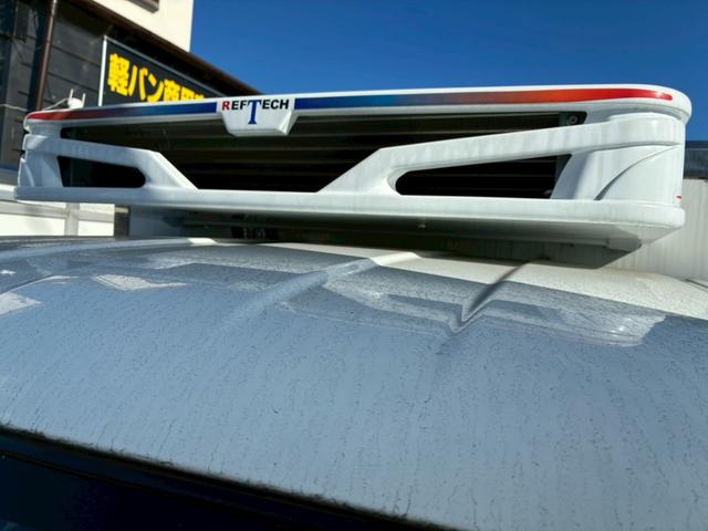 キャリイトラック ＫＣスペシャル　スズキ　冷凍車　冷蔵車　軽冷凍冷蔵車　架装済み　－２５℃対応　レフテック製冷凍機　Ｃ＆Ｈ社製コンテナ　２コンプレッサー　２ＷＤ　ＭＴ　観音開き　ＥＴＣ付き（33枚目）