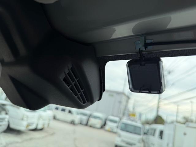 キャリイトラック KCスペシャル 冷凍冷蔵車 特別使用車 自社開発コンテナ 2コンプレッサー マグネットロック 観音開き 軽トラック MT アルミホイール エアコン パワーウィンドウ 運転席エアバッグ 助手席エアバッグ 4WD MT(10枚目)